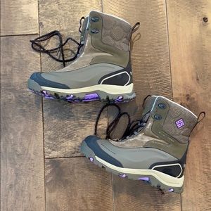 Columbia Women’s Winter Snowboots, size 7.5
